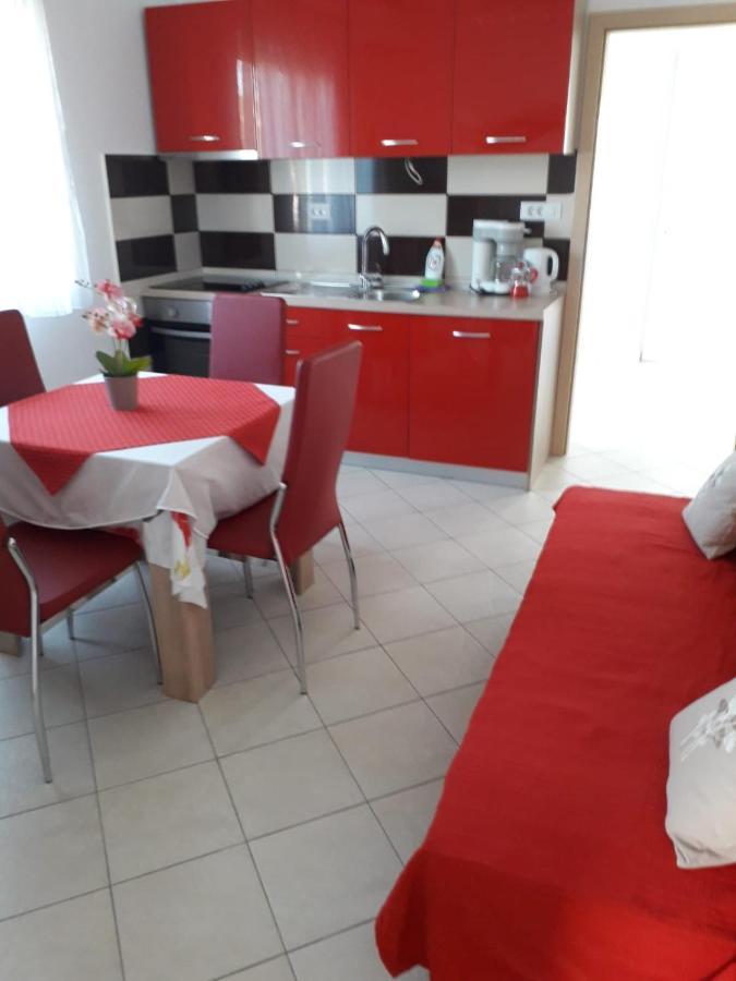 Apartments Sandra Palit Dış mekan fotoğraf