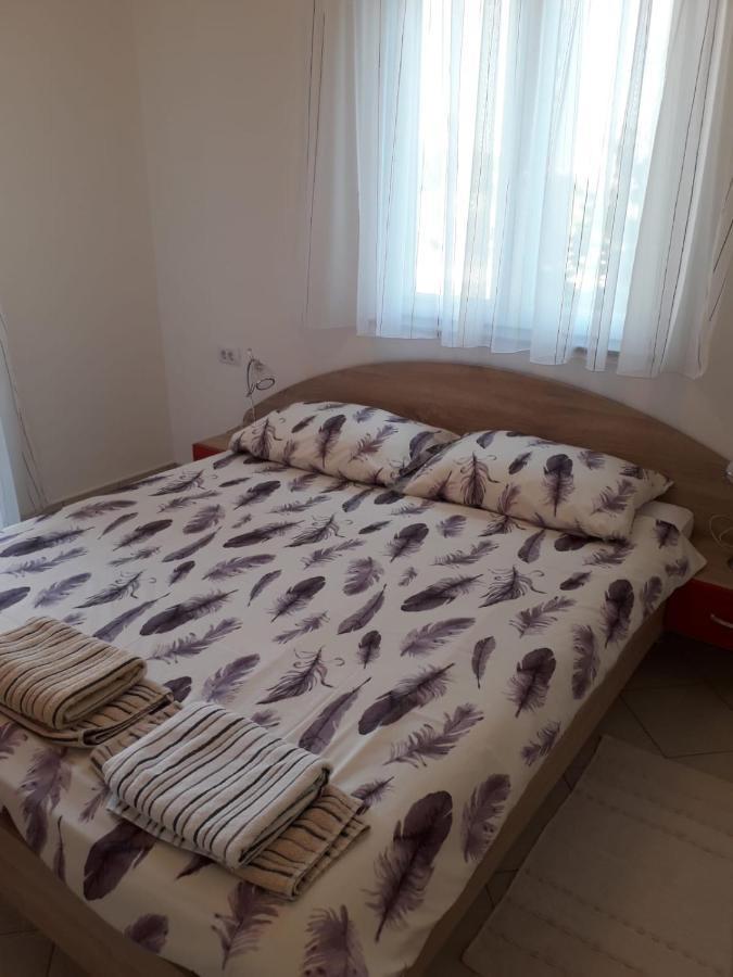 Apartments Sandra Palit Dış mekan fotoğraf